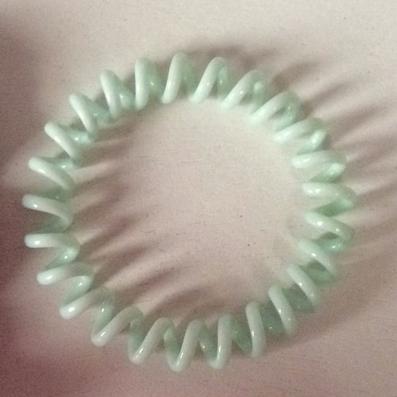 Cute girly scrunchies 💗 - Picture 2 of 6